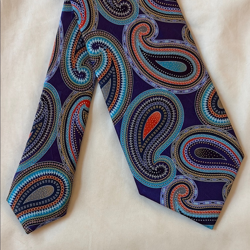 Geoffrey Beene Paisley Patterned Men's Tie